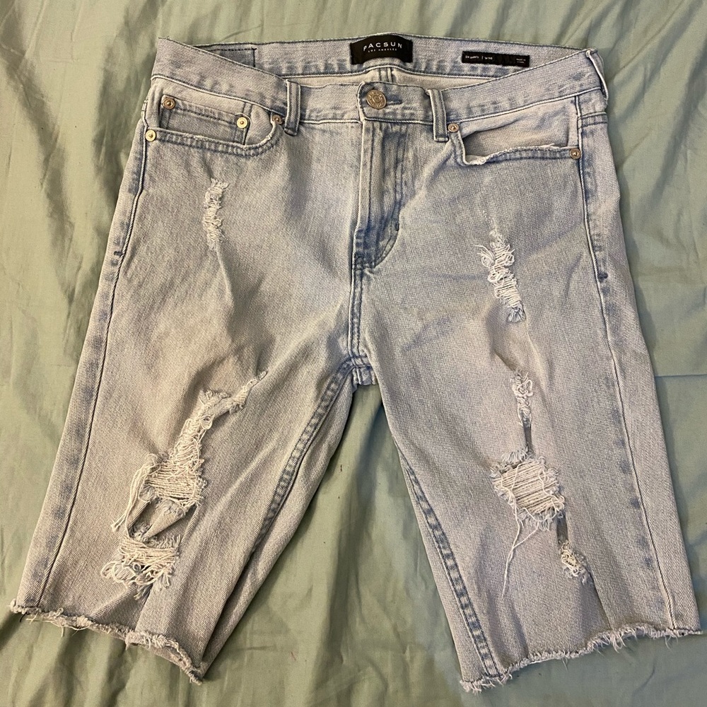 Men’s size 30W denim shorts